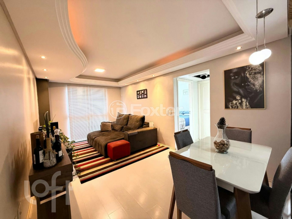 Apartamento à venda com 2 quartos, 64m² - Foto 32