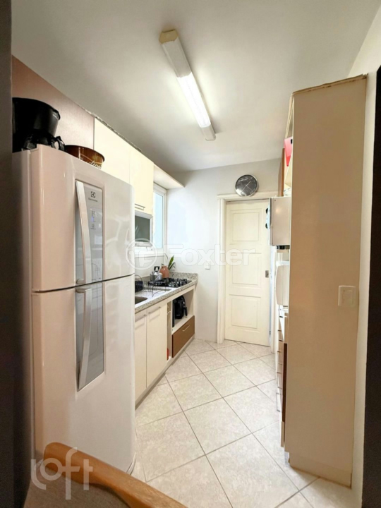Apartamento à venda com 2 quartos, 64m² - Foto 12