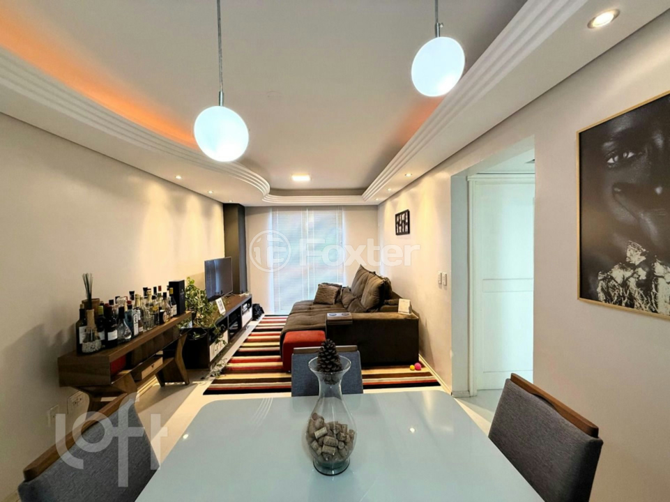 Apartamento à venda com 2 quartos, 64m² - Foto 2