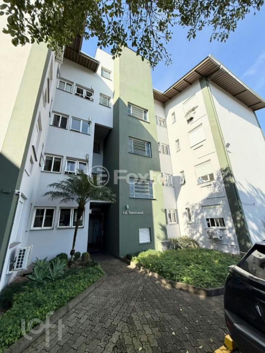Apartamento à venda com 2 quartos, 64m² - Foto 22
