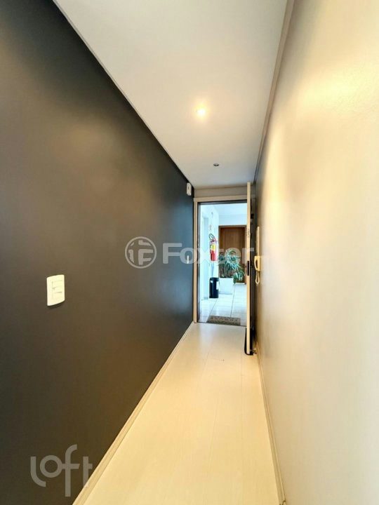 Apartamento à venda com 2 quartos, 64m² - Foto 19