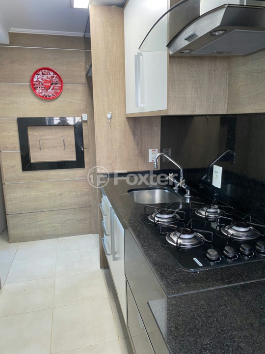 Apartamento à venda com 3 quartos, 75m² - Foto 4