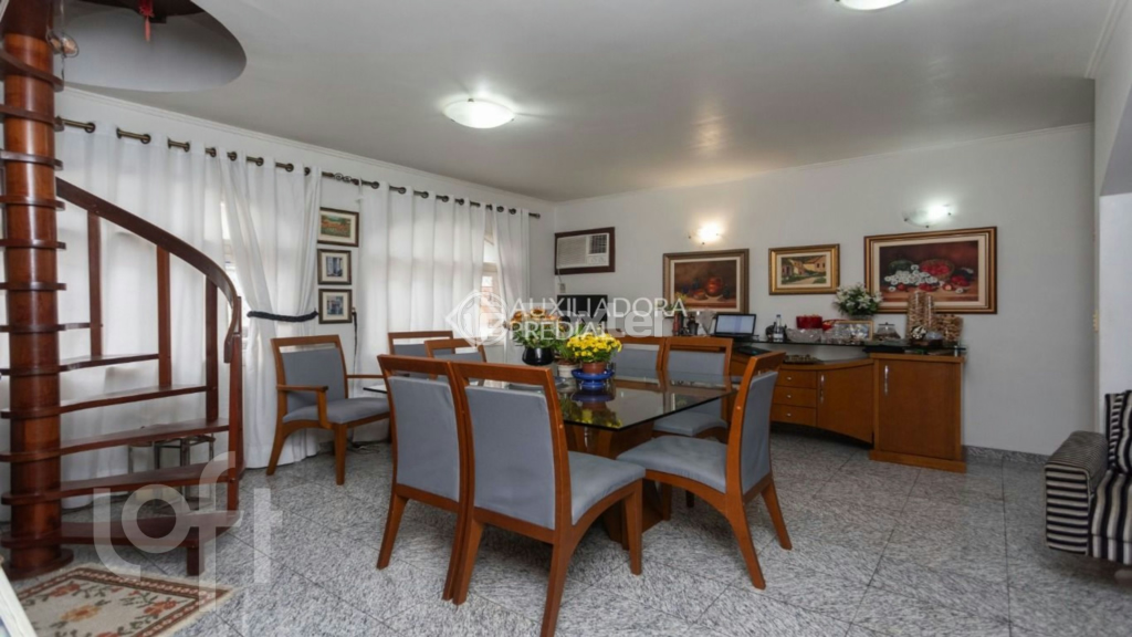 Cobertura à venda com 3 quartos, 213m² - Foto 2