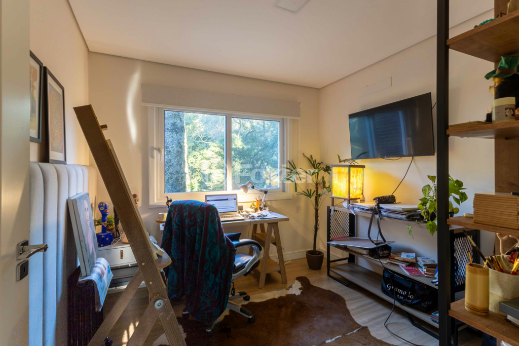 Casa à venda com 4 quartos, 257m² - Foto 9