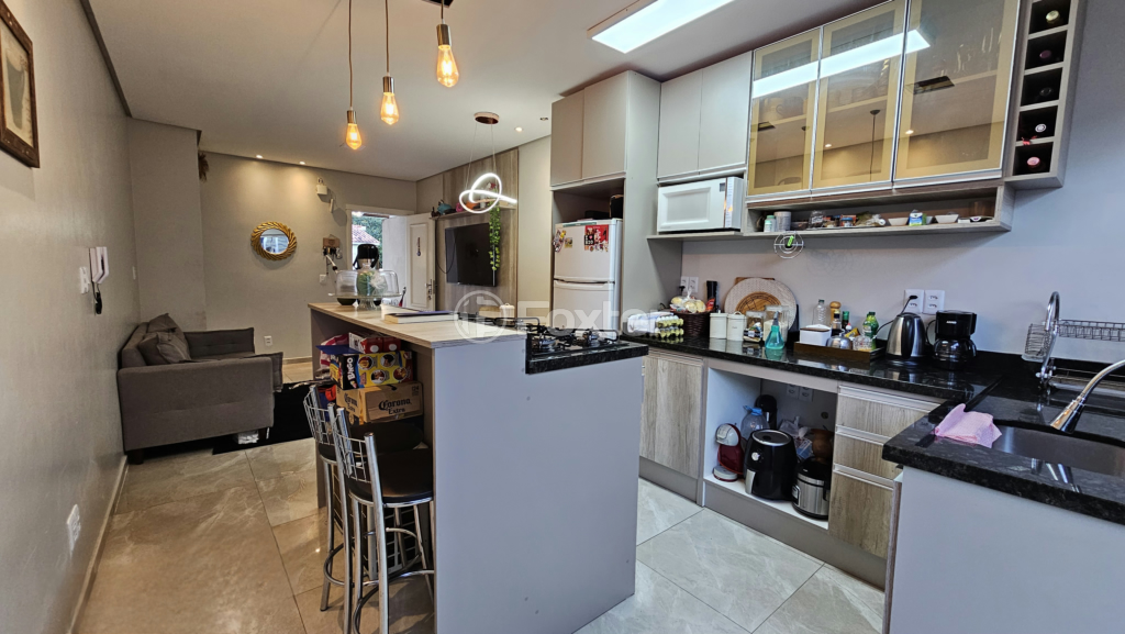 Casa de Condomínio à venda com 3 quartos, 90m² - Foto 3