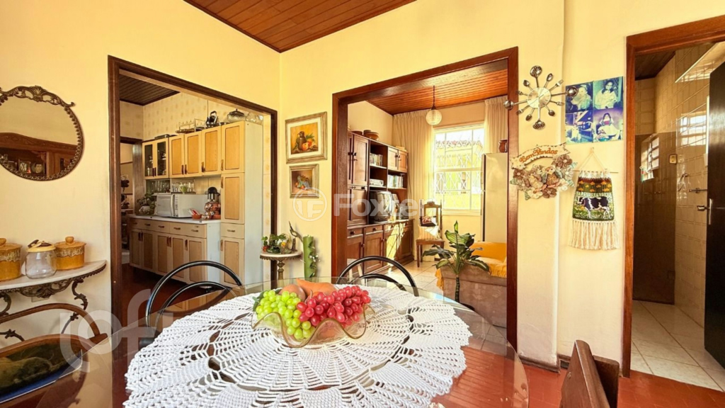 Casa à venda com 3 quartos, 160m² - Foto 7