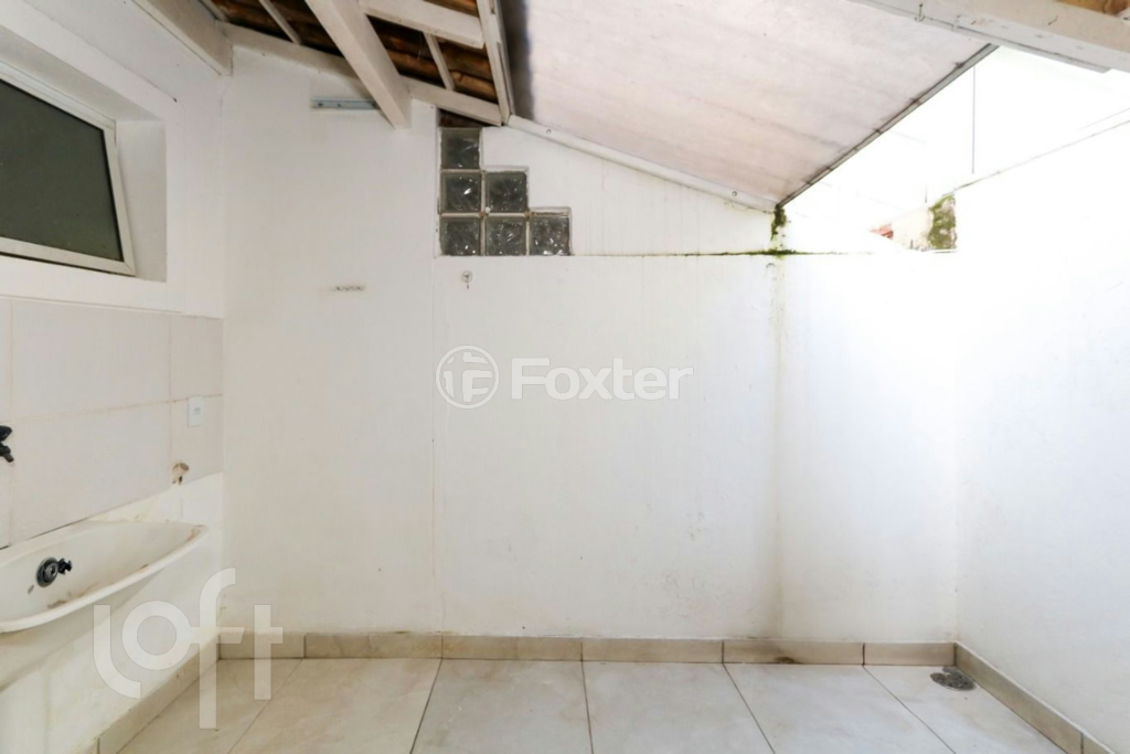 Casa à venda com 2 quartos, 76m² - Foto 7