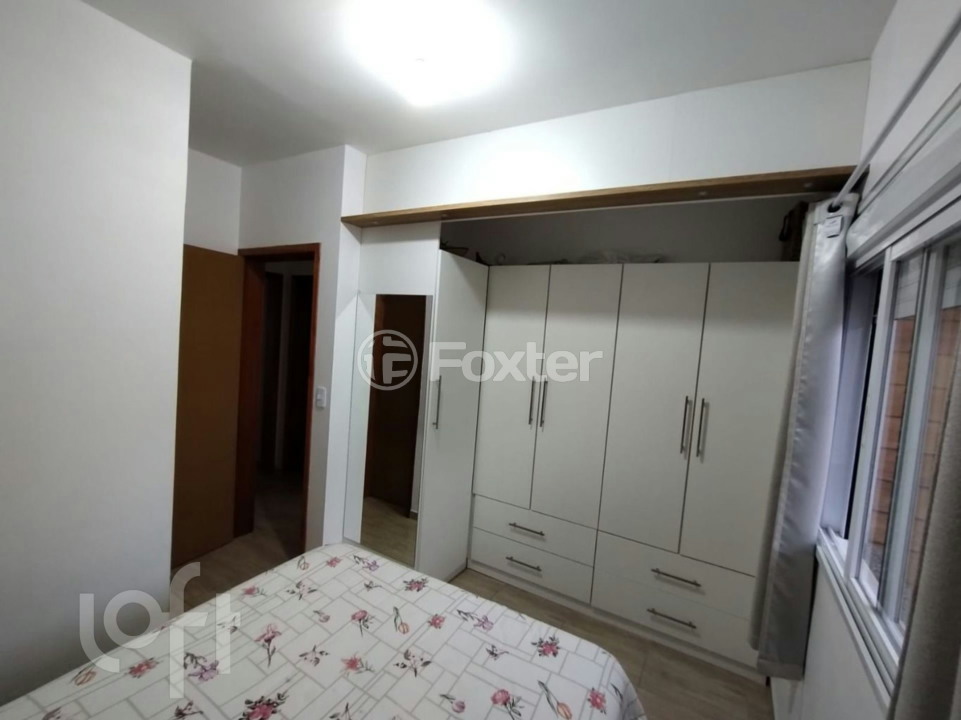 Casa à venda com 3 quartos, 70m² - Foto 5