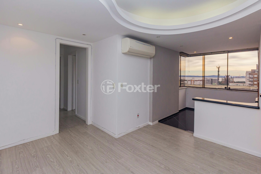 Apartamento à venda com 2 quartos, 62m² - Foto 1