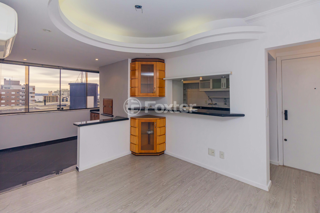 Apartamento à venda com 2 quartos, 62m² - Foto 2