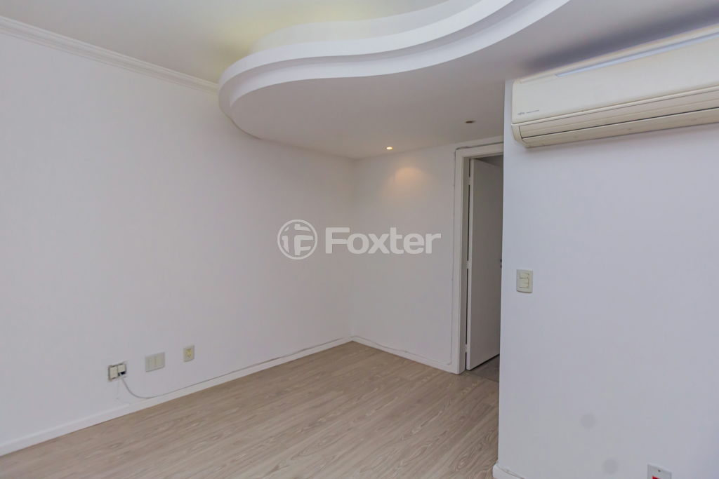 Apartamento à venda com 2 quartos, 62m² - Foto 7