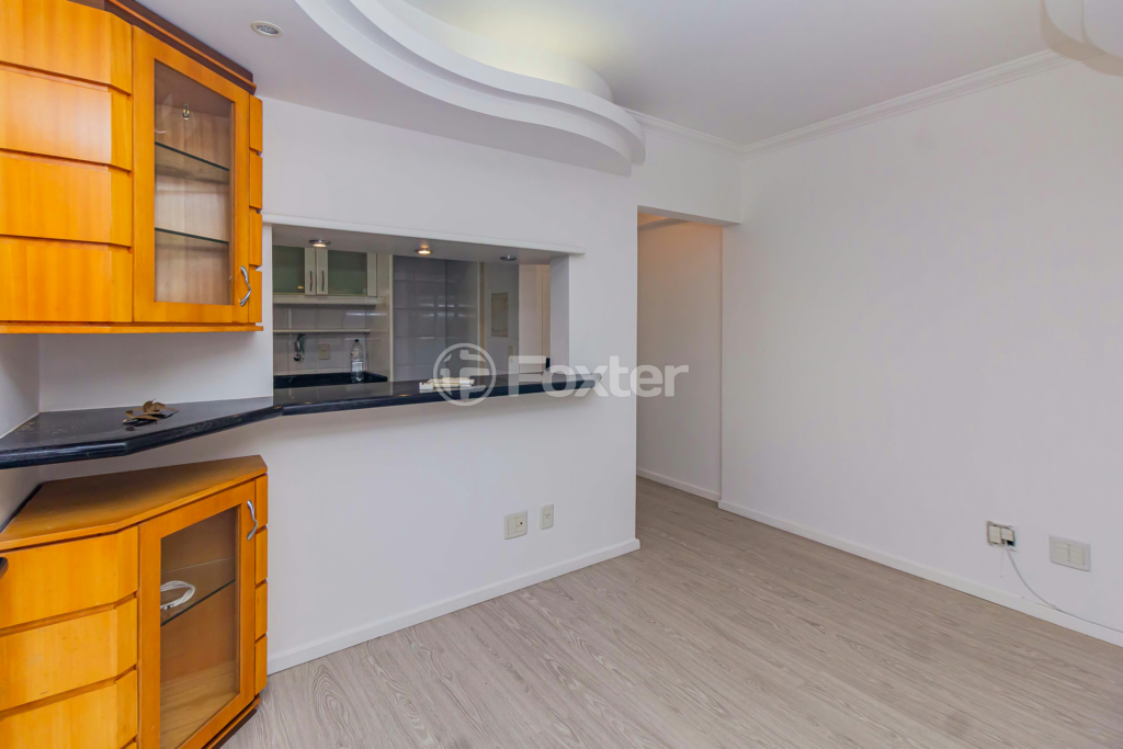 Apartamento à venda com 2 quartos, 62m² - Foto 8
