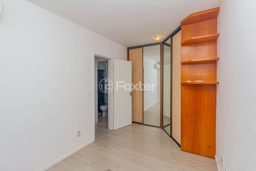 Apartamento à venda com 2 quartos, 62m² - Foto 19