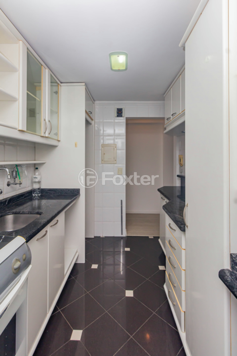 Apartamento à venda com 2 quartos, 62m² - Foto 27