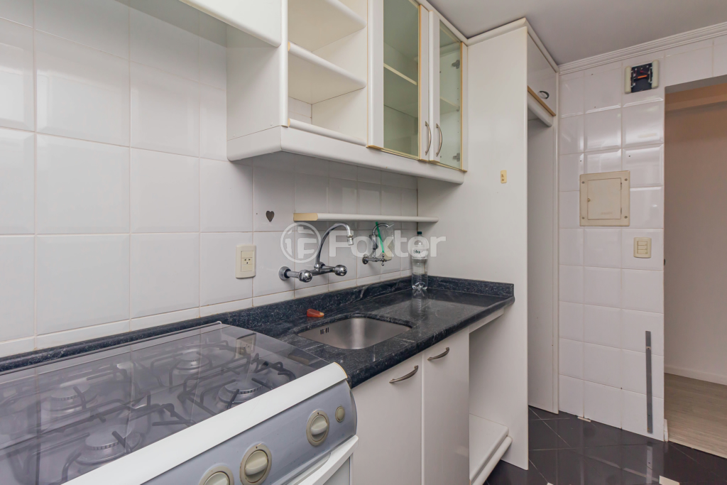 Apartamento à venda com 2 quartos, 62m² - Foto 28