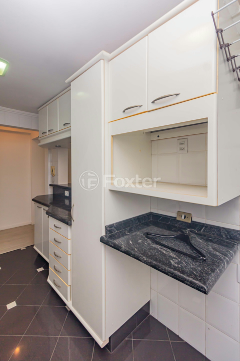 Apartamento à venda com 2 quartos, 62m² - Foto 29