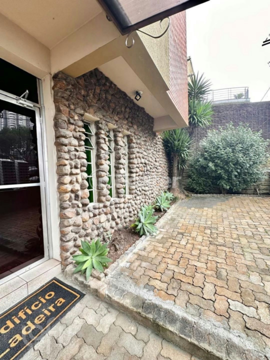 Apartamento à venda com 1 quarto, 53m² - Foto 30