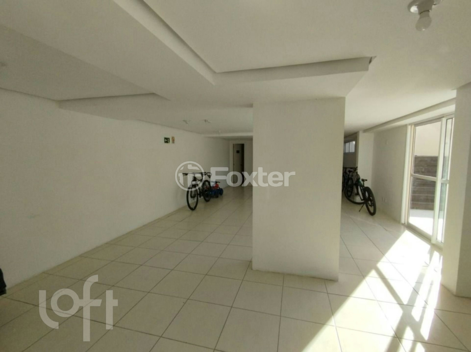 Apartamento à venda com 2 quartos, 42m² - Foto 24