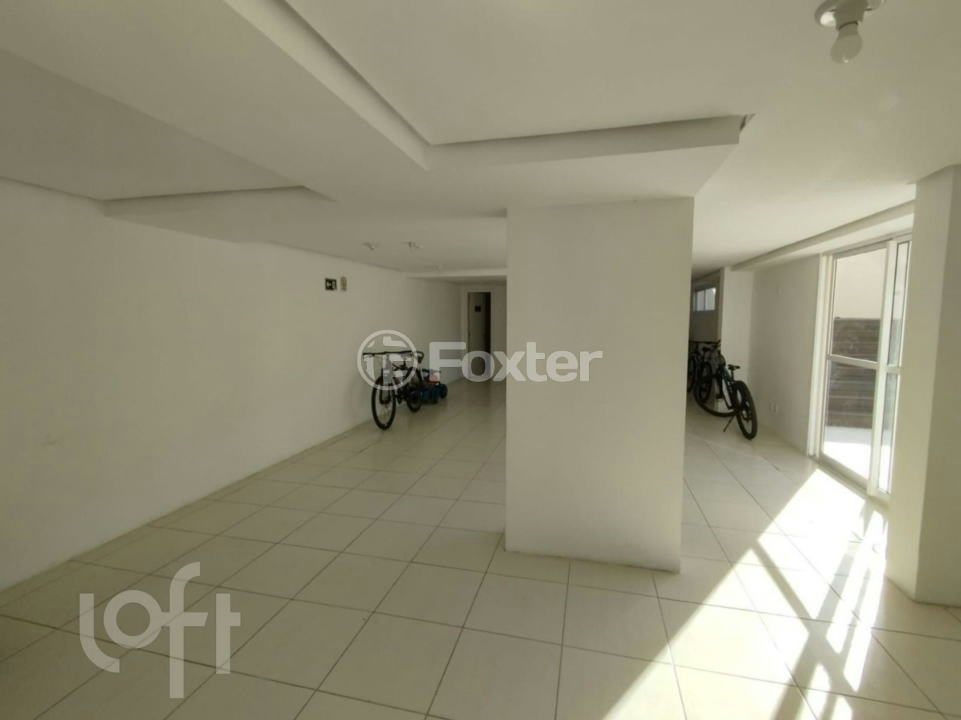 Apartamento à venda com 2 quartos, 42m² - Foto 25