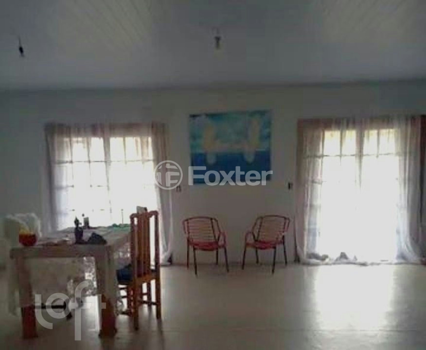 Casa à venda com 3 quartos, 240m² - Foto 3
