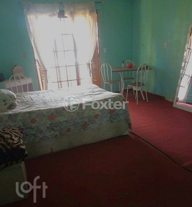 Casa à venda com 3 quartos, 240m² - Foto 4