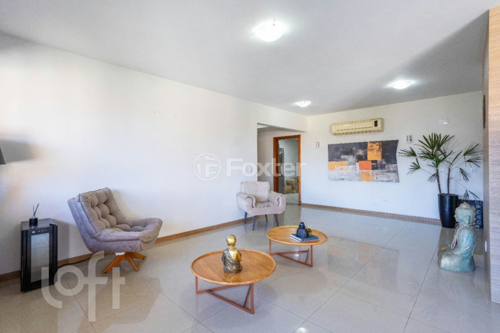 Apartamento à venda com 3 quartos, 240m² - Foto 1