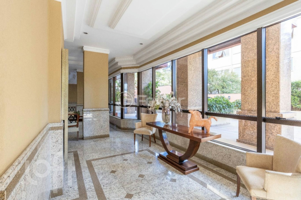 Apartamento à venda com 3 quartos, 240m² - Foto 46