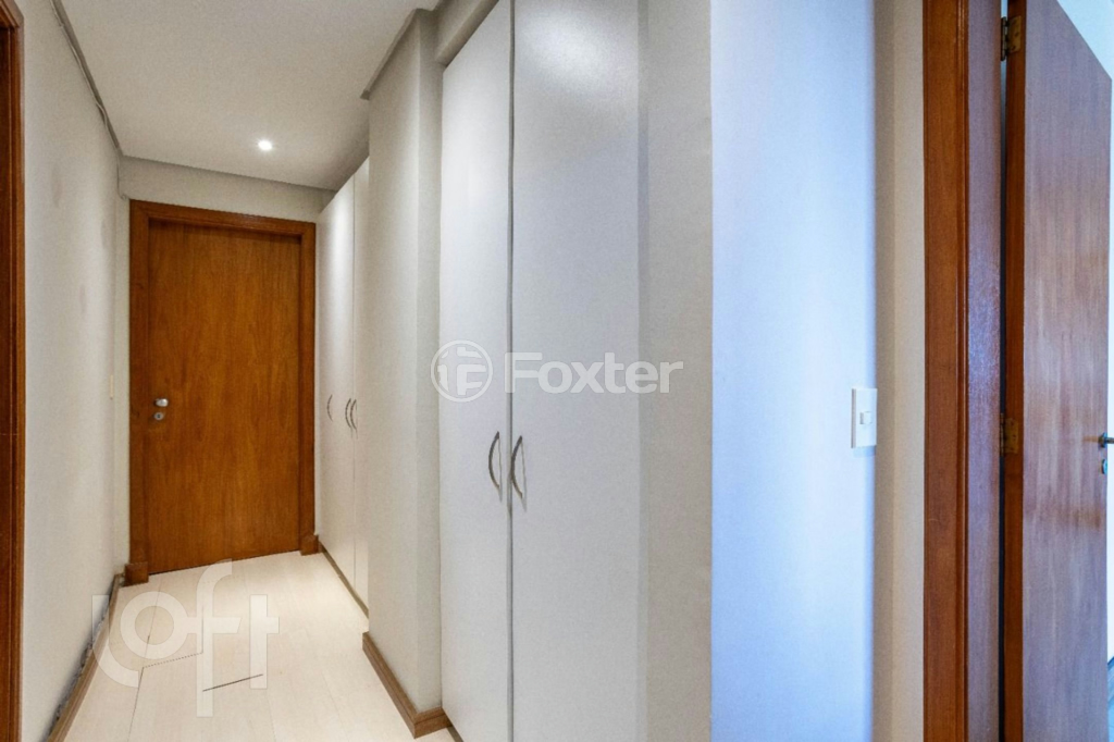 Apartamento à venda com 3 quartos, 240m² - Foto 44