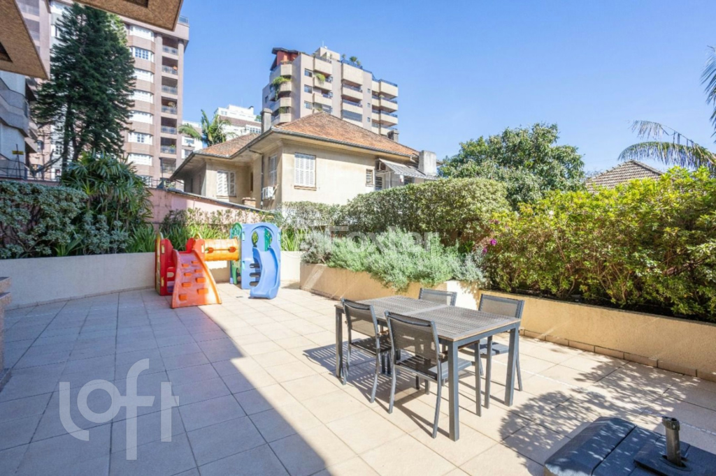 Apartamento à venda com 3 quartos, 240m² - Foto 29