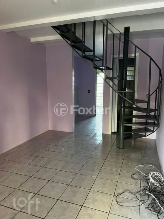 Casa à venda com 2 quartos, 55m² - Foto 3