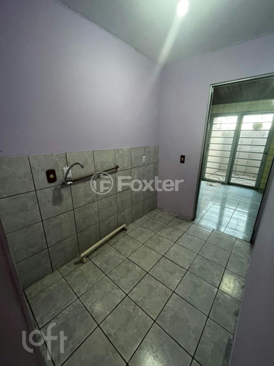 Casa à venda com 2 quartos, 55m² - Foto 5