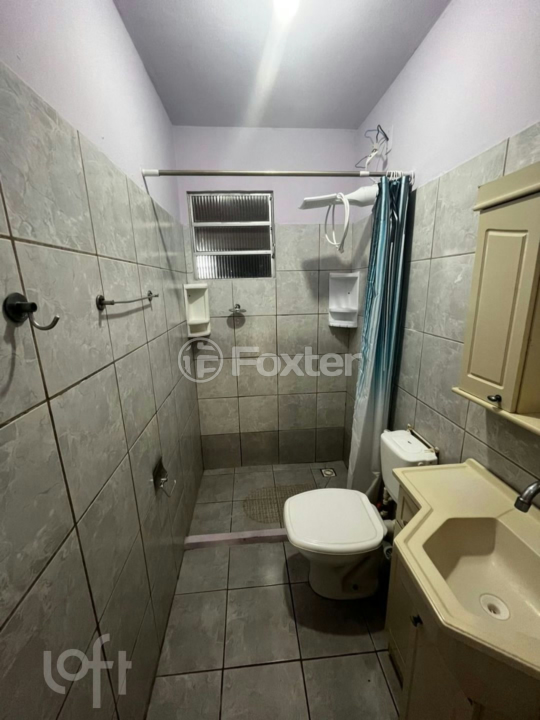 Casa à venda com 2 quartos, 55m² - Foto 4