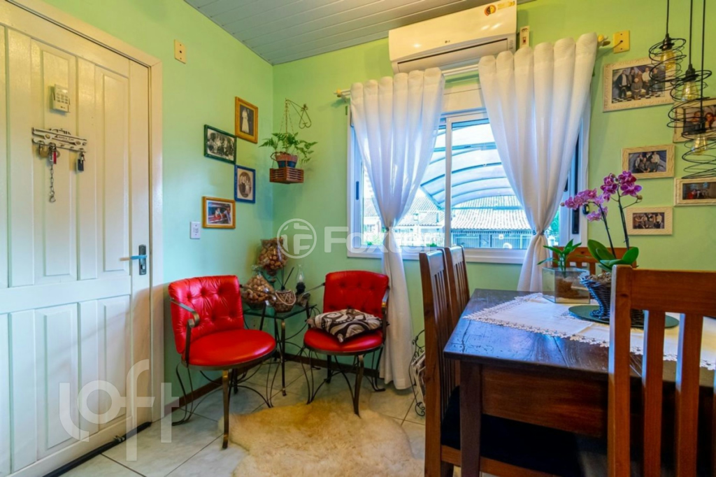 Casa à venda com 3 quartos, 58m² - Foto 7