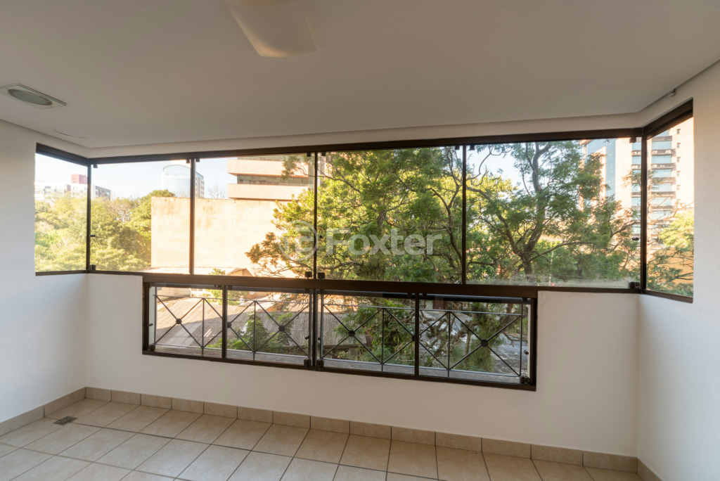 Apartamento à venda com 3 quartos, 110m² - Foto 4