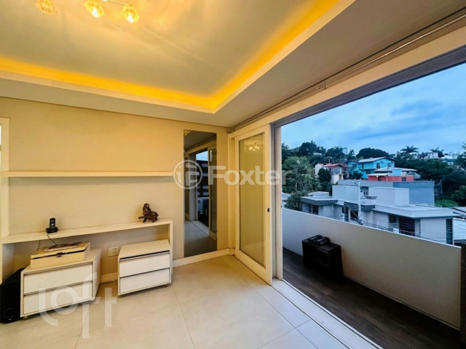 Apartamento à venda com 3 quartos, 86m² - Foto 4