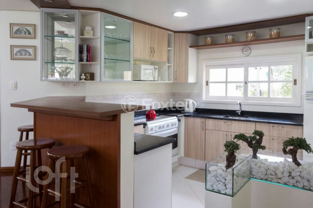 Casa à venda com 5 quartos, 321m² - Foto 13