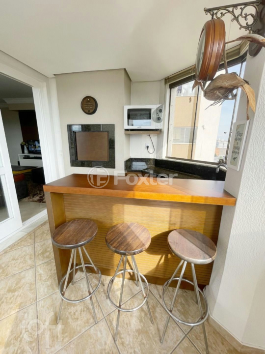 Apartamento à venda com 4 quartos, 142m² - Foto 9