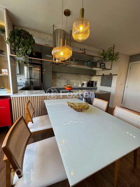 Apartamento à venda com 2 quartos, 76m² - Foto 1