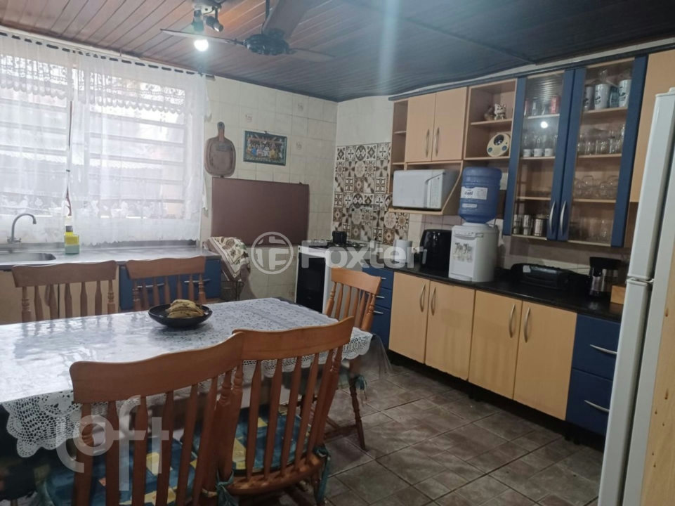 Casa à venda com 3 quartos, 180m² - Foto 4