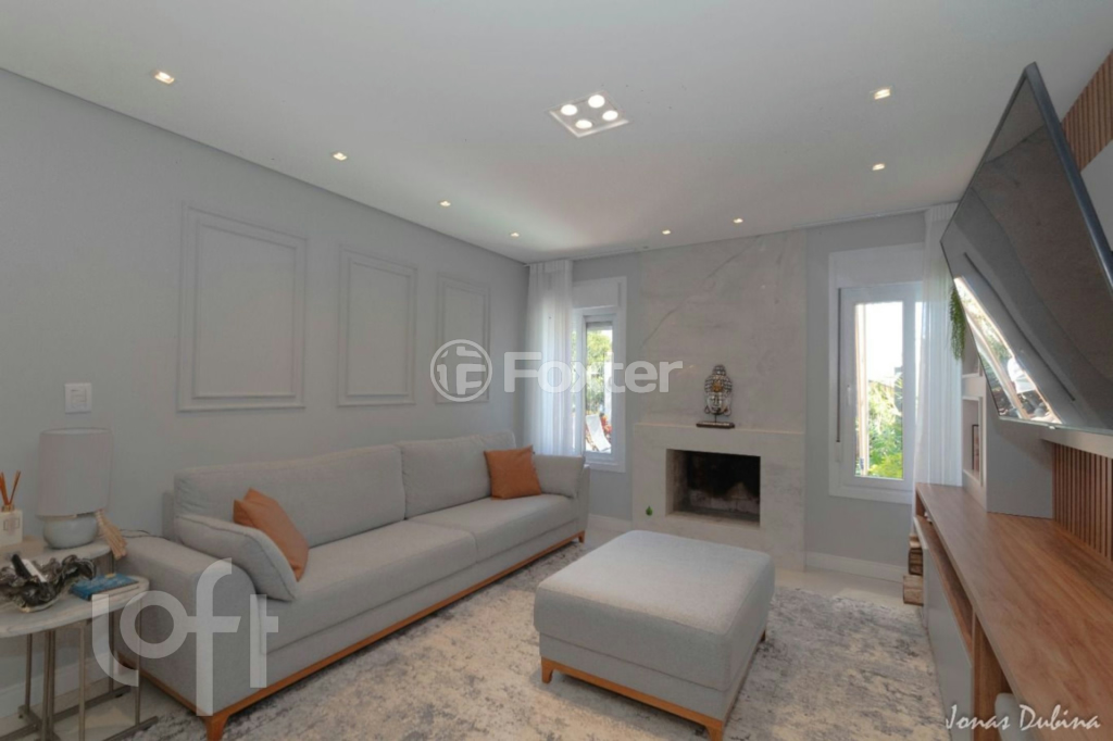 Casa à venda com 3 quartos, 159m² - Foto 2
