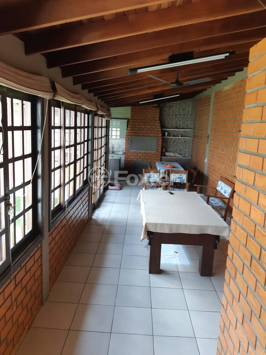 Casa à venda com 4 quartos, 250m² - Foto 19