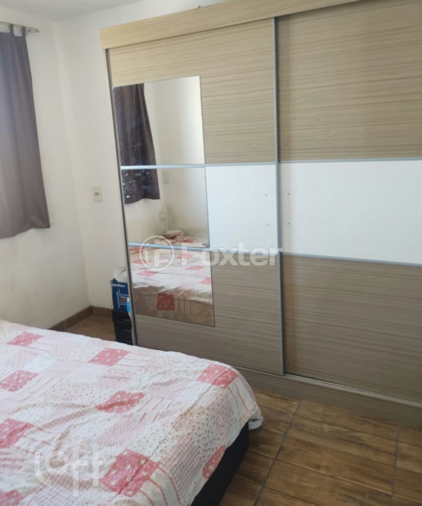 Apartamento à venda com 2 quartos, 42m² - Foto 2
