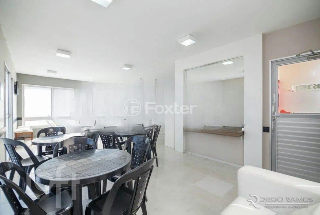 Apartamento à venda com 2 quartos, 42m² - Foto 9