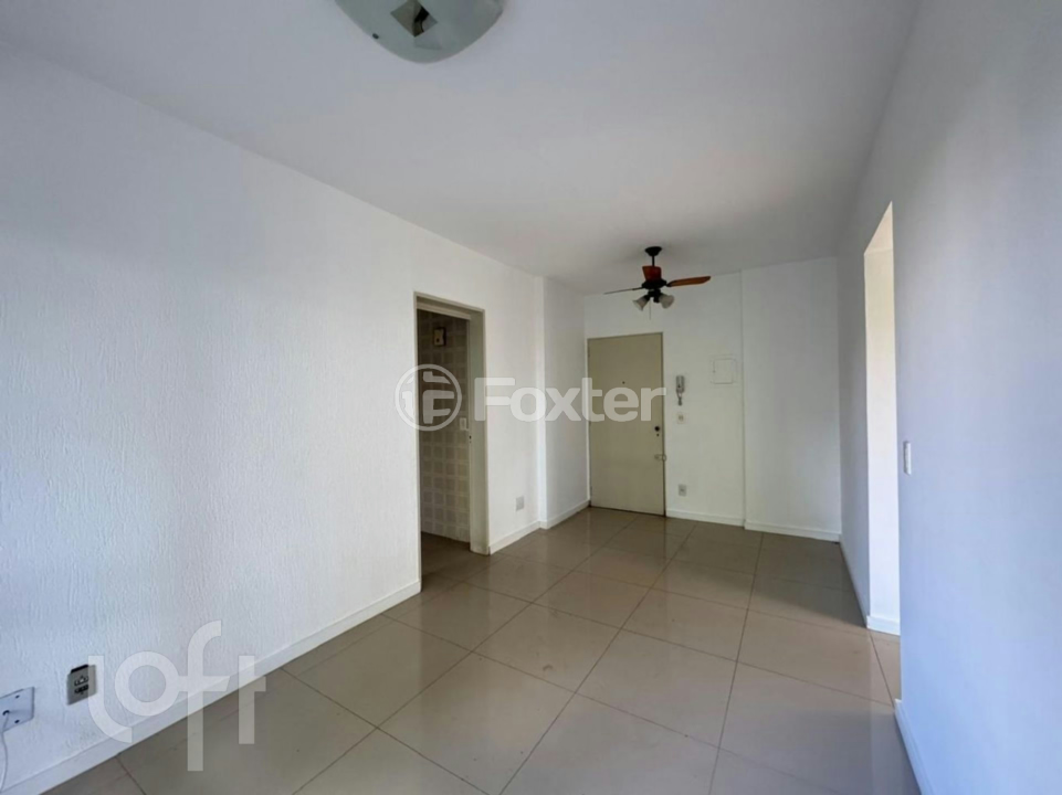 Apartamento à venda com 3 quartos, 69m² - Foto 4