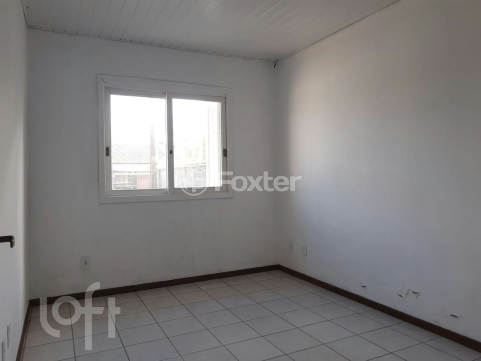 Casa à venda com 2 quartos, 75m² - Foto 2