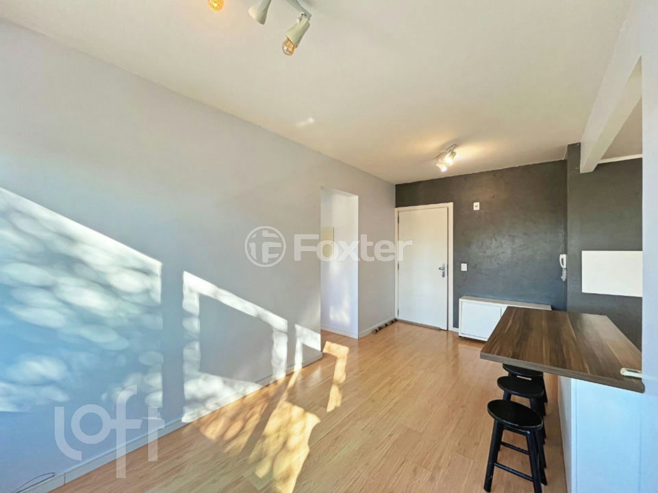 Apartamento à venda com 2 quartos, 58m² - Foto 2
