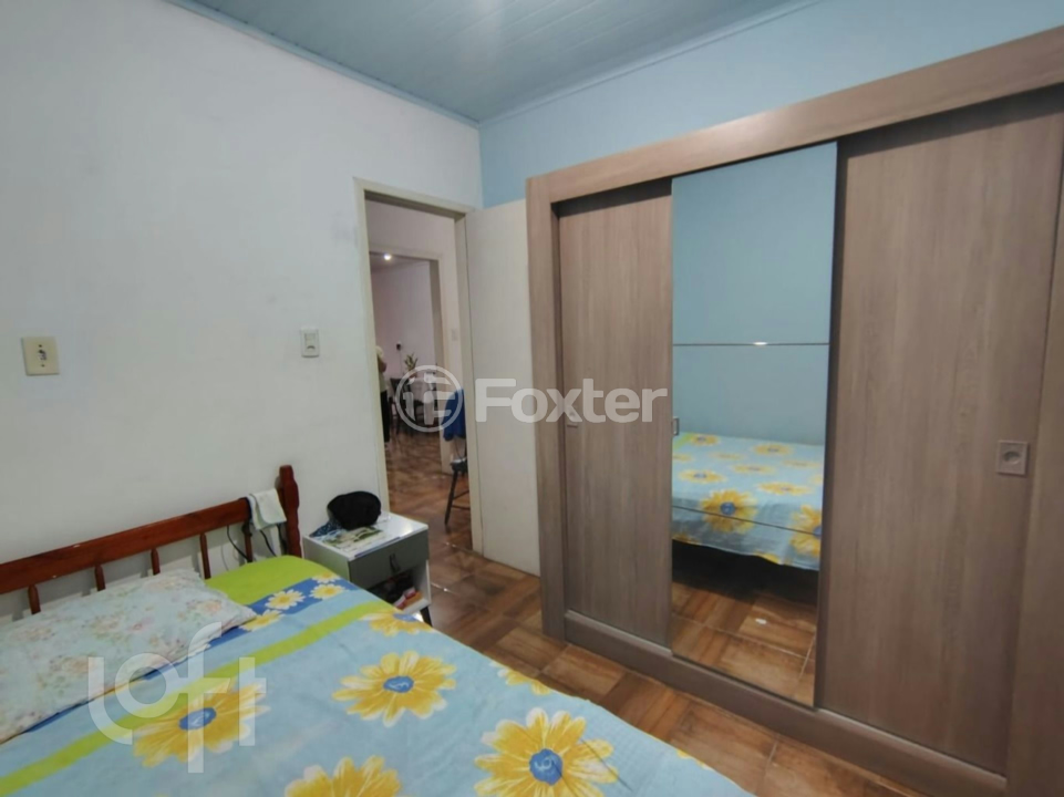 Casa à venda com 2 quartos, 70m² - Foto 7