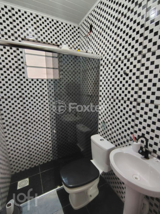 Casa à venda com 2 quartos, 70m² - Foto 8