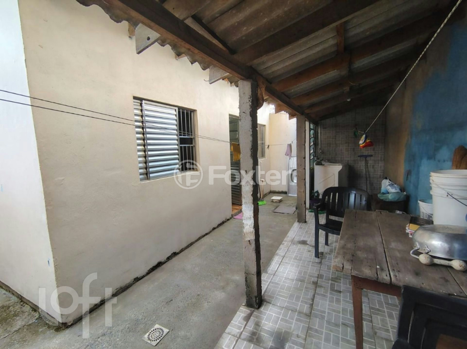 Casa à venda com 2 quartos, 70m² - Foto 13