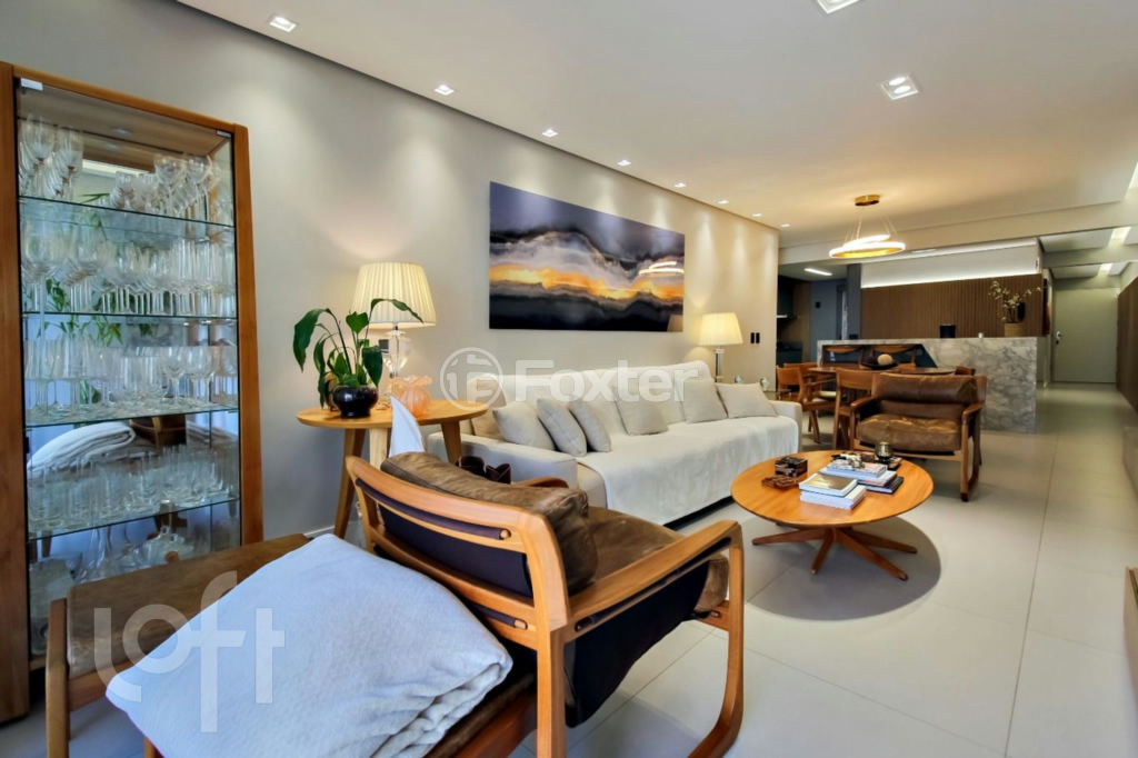 Apartamento à venda com 2 quartos, 141m² - Foto 3